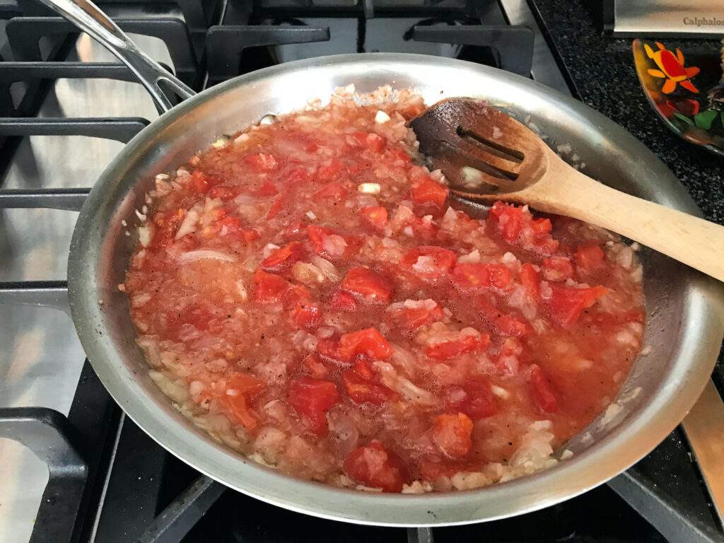 tomatoes and onions simmering