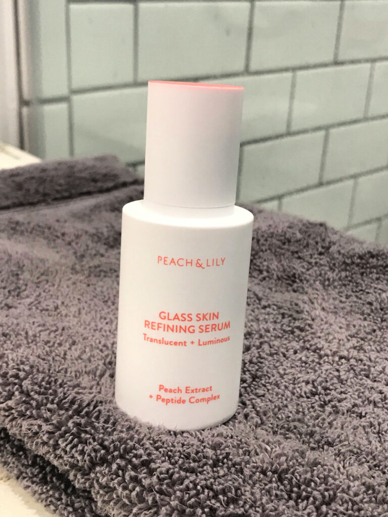 peach and lily glass face serum